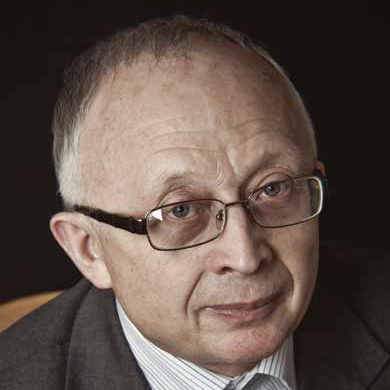 Николай Старостин